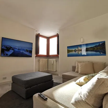 Aura Snowy Peaks At The Foot Of The Matterhorn - Cerviniaholidays-com Apartment *