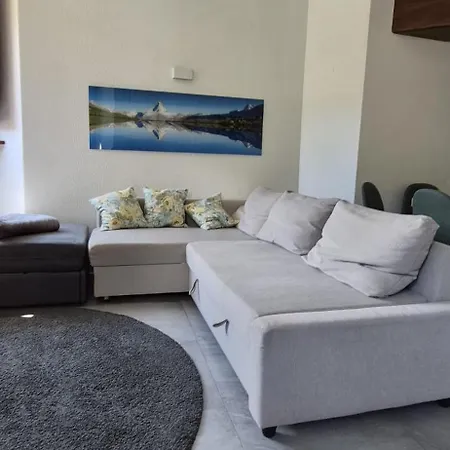 Appartement Aura Snowy Peaks At The Foot Of The Matterhorn - Cerviniaholidays-com