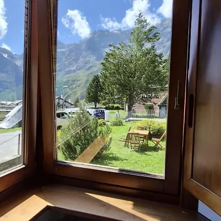 Aura Snowy Peaks At The Foot Of The Matterhorn - Cerviniaholidays-com Apartament *