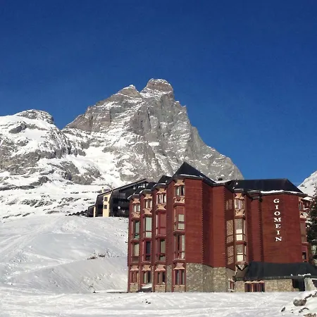 Aura Snowy Peaks At The Foot Of The Matterhorn - Cerviniaholidays-com Breuil-Cervinia